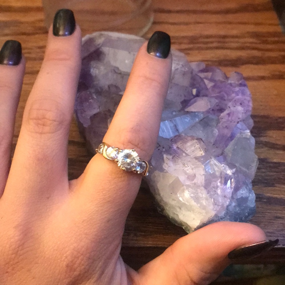 Ring - Picture 2 of 3